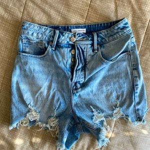 Good American shorts